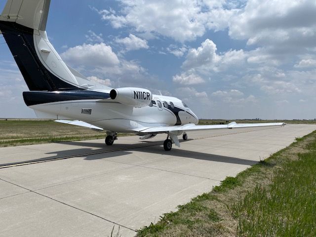 Embraer Phenom 100 (N11CR)