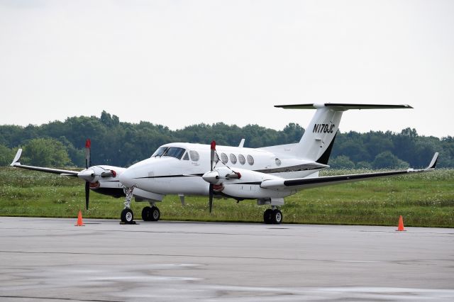 Beechcraft Super King Air 200 (N170JC)