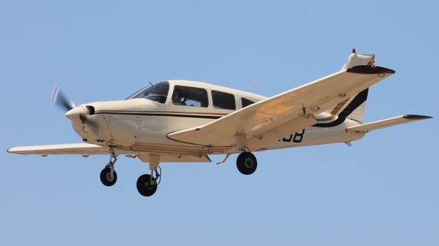Piper Cherokee (N43158)