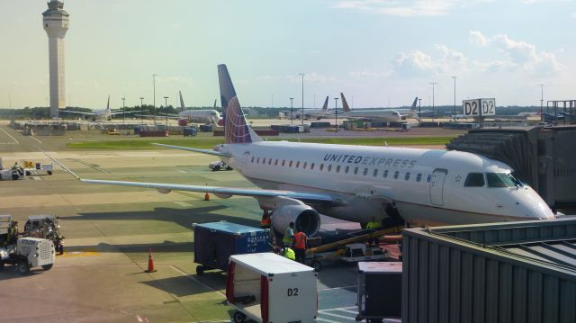 Embraer 170/175 (N87339) - Heading out to Detroit