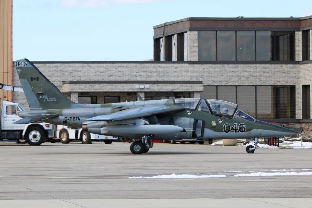 DASSAULT-BREGUET/DORNIER Alpha Jet (C-FSTA) - A Dassault-Breguet/Dornier Alpha Jet, call sign “Cheetah 1-5”, taxiing out from Atlantic Aviation on 1 Apr 2019.