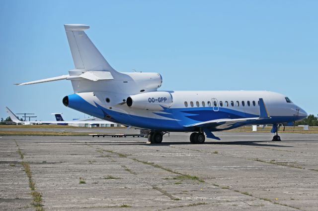 Dassault Falcon 7X (OO-GPP) - On the executive apron at RKV