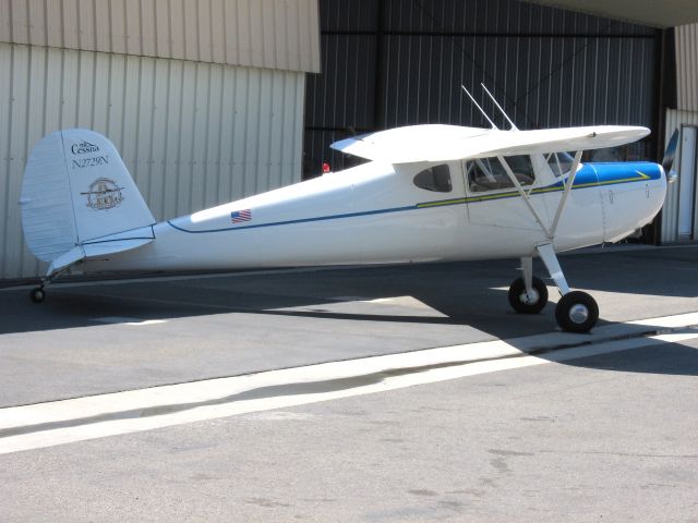 Cessna Commuter (N2729N) - Parked at Fullerton