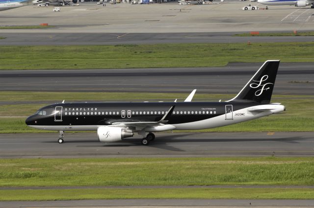 Airbus A320 (JA20MC) - Taxing at Haneda Intl Airport on 2013/07/20