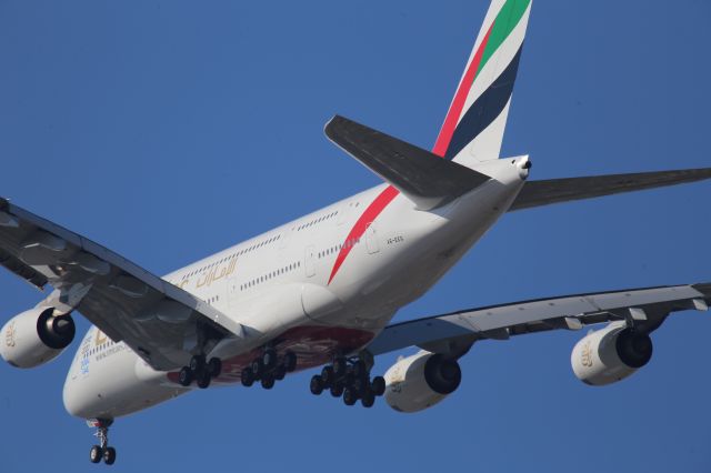 Airbus A380-800 (A6-EEQ)