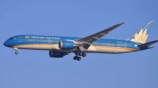 Boeing 787-9 Dreamliner (VN-A863)