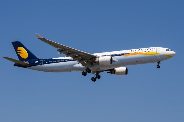 Airbus A330-300 (VT-JWU) - Jet Airways VT-JWU (006)