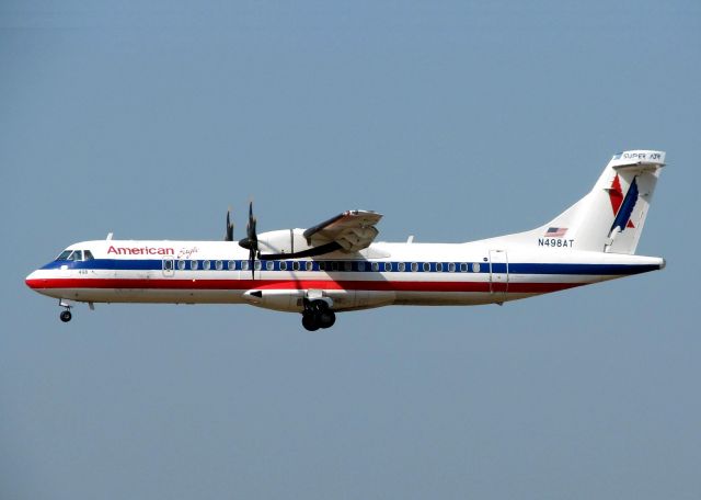 ATR ATR-72 (N498AT) - Landing on 36L at DFW.