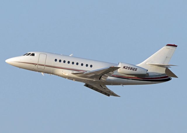 Dassault Falcon 2000 (N258QS)