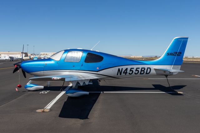 Cirrus SR-22 (N455BD)