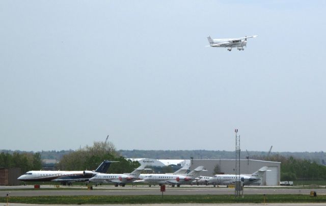 Cessna Skyhawk (N13151)