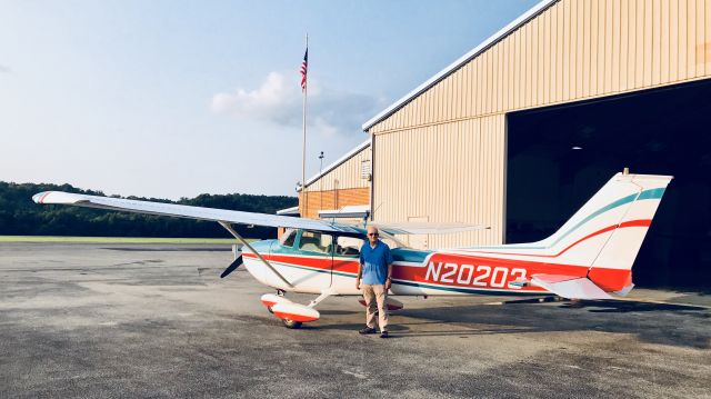 Cessna Skyhawk (N20203)