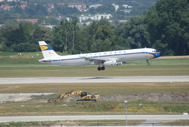 Airbus A321 (D-AIRX)