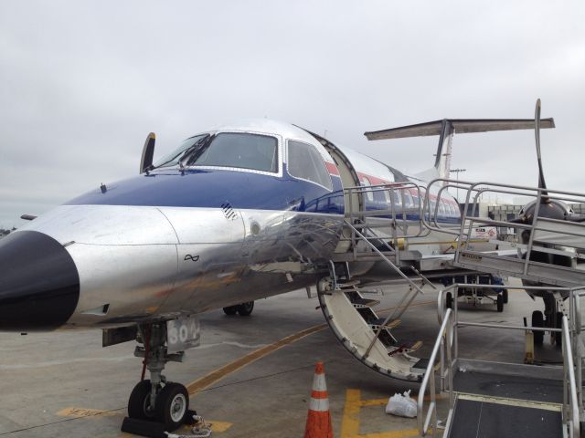 Embraer EMB-120 Brasilia —