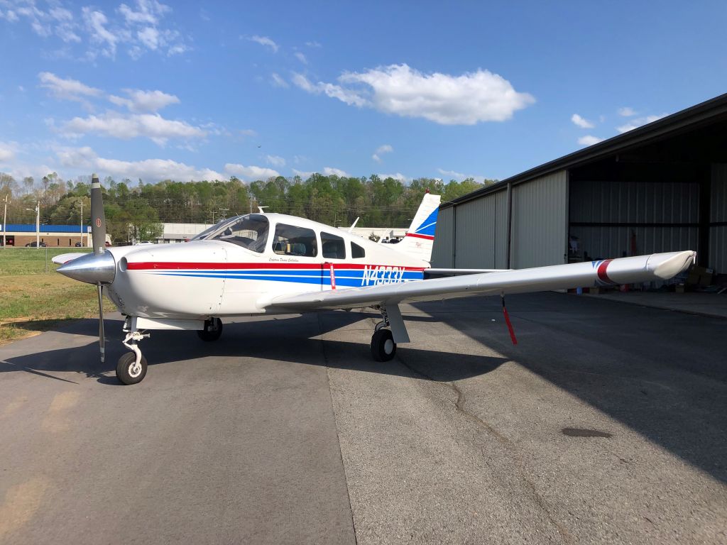 Piper Cherokee (N4333X)