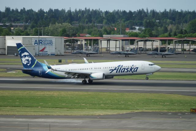 N215AK — - AS1177 SAN-PDX 5/20/23