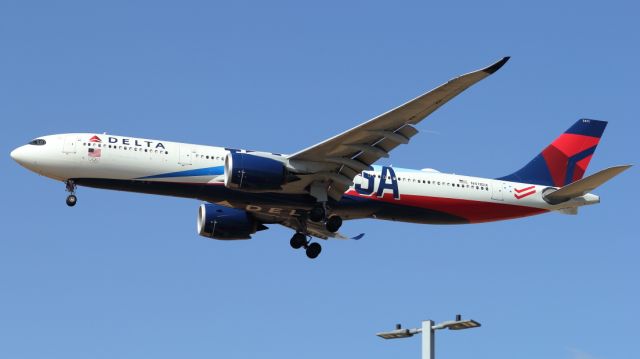 Airbus A330-900 (N411DX) - 24/05/2025:br /Flight JFK > TLV, final to runway 12.br /Plane with USA-Team livery.