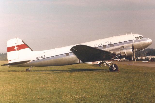 Douglas DC-3 (HB-ISB) - Seen here on 2-Aug-89.