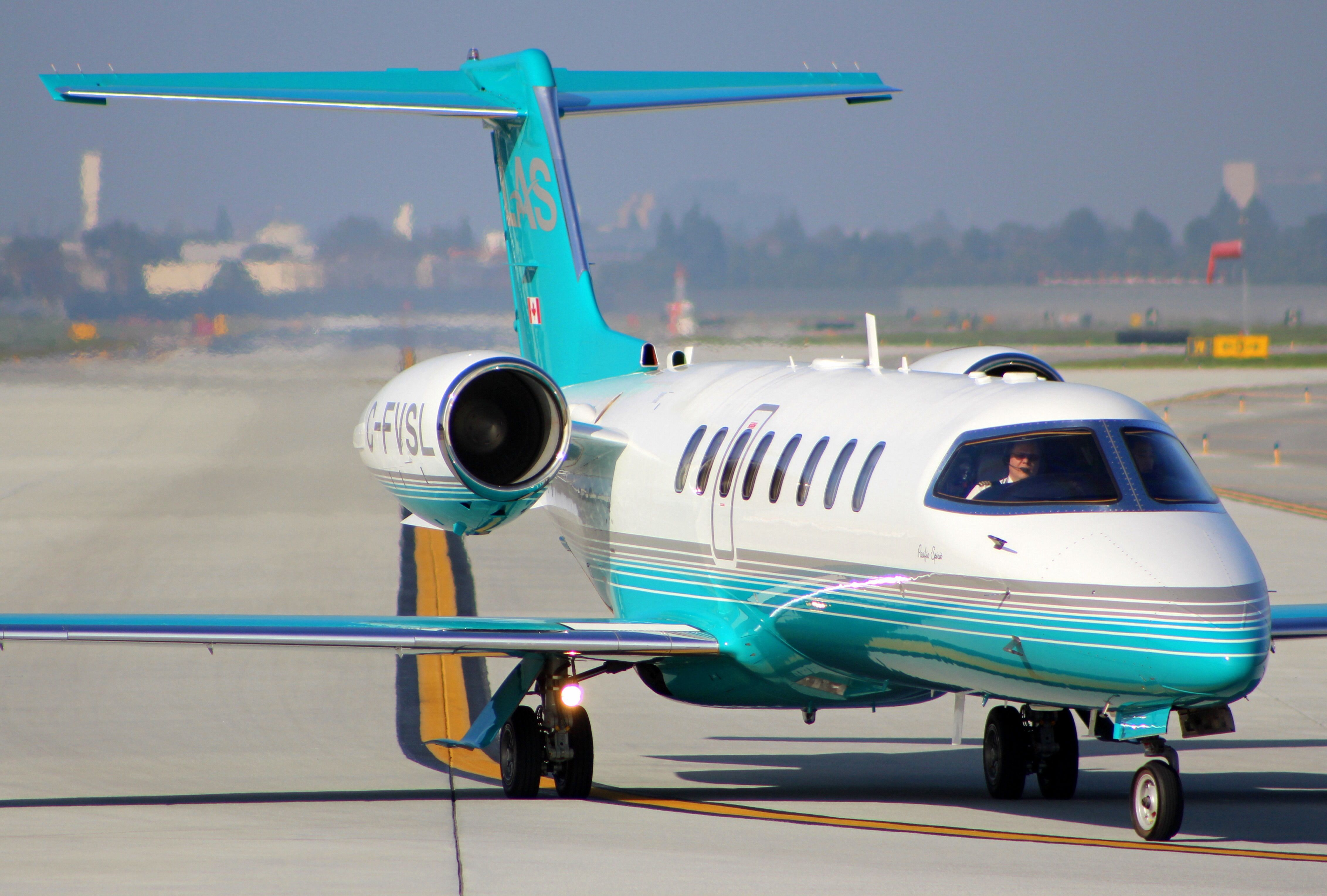 Learjet 45 (C-FVSL)