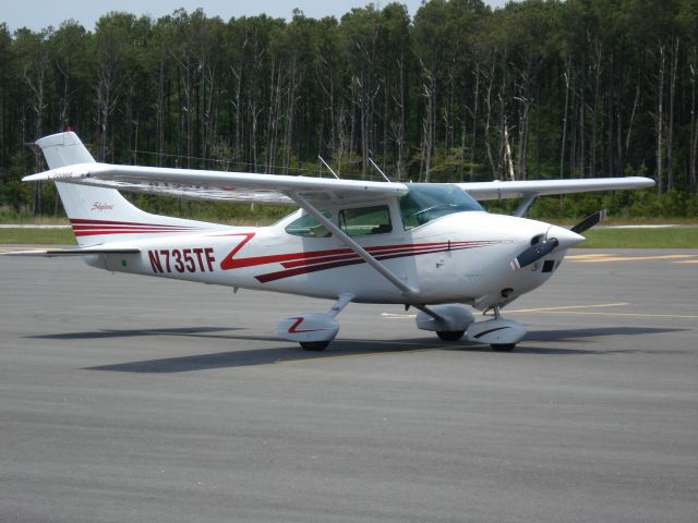 Cessna Skylane (N735TF)