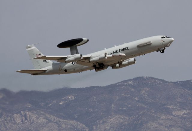 64-4138 — - TUCSON 00005, E3 AWACS