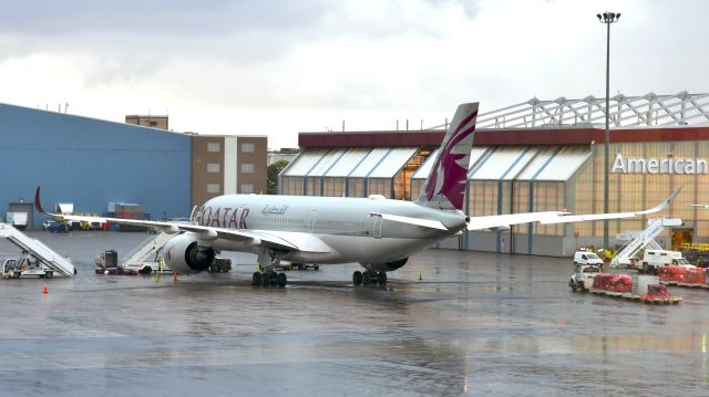 Airbus A350-900 (A7-AMK) - Qatar Airways Airbus A350-941 A7-AMK in Boston 