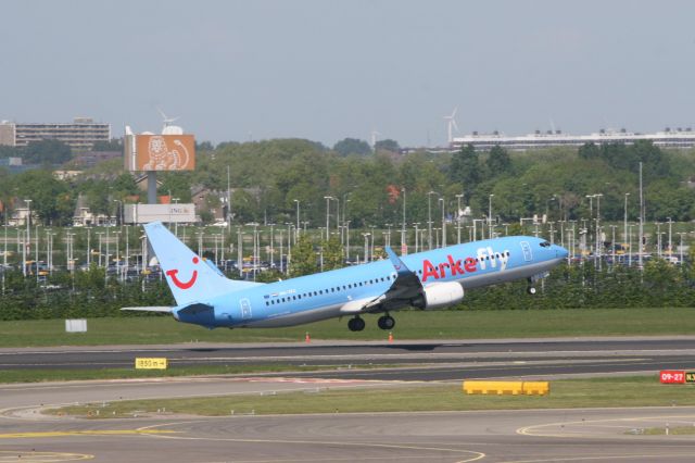 Boeing 737-800 (PH-TFC)