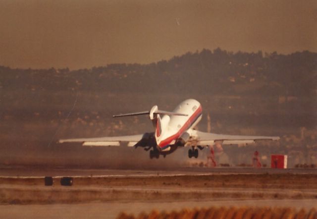 BOEING 727-200 (N74XX) - N74XX departing Runway 1R for Denver-Stapleton on this summer day in the early 1980s.