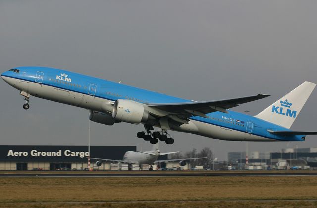 Boeing 777-200 (PH-BQH)