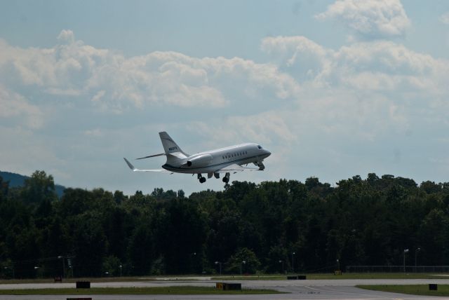 Dassault Falcon 2000 (N60FK)