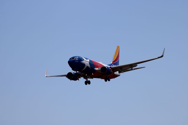 Boeing 737-700 (N931WN) - Special Lone Star Livery