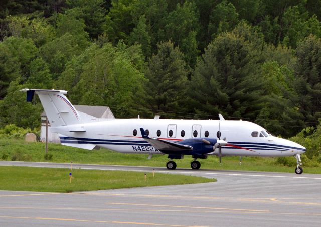 Beechcraft 1900 (N4222A)