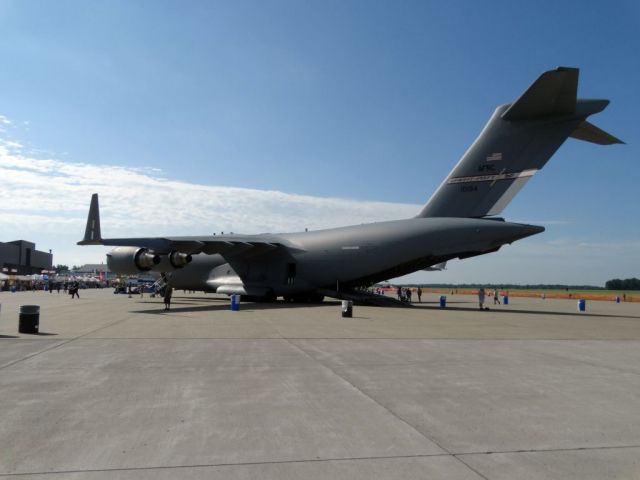 Boeing Globemaster III (11-0194)