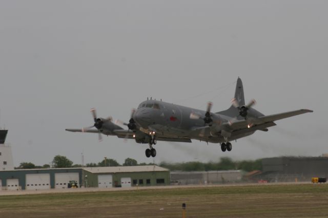— — - Canadian Navy P-3 Orion Take-Off Runway 32 Janesville, WI