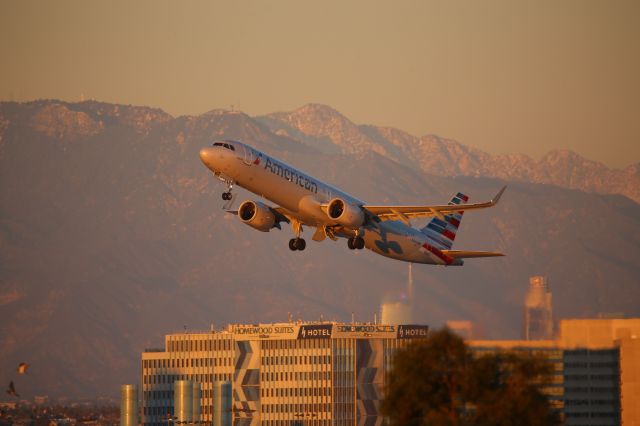 Airbus A321neo (N400AN)