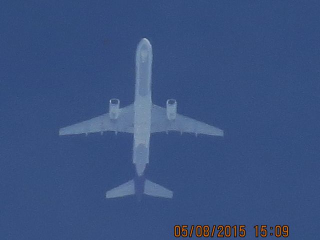 Boeing 757-200 (N954FD)