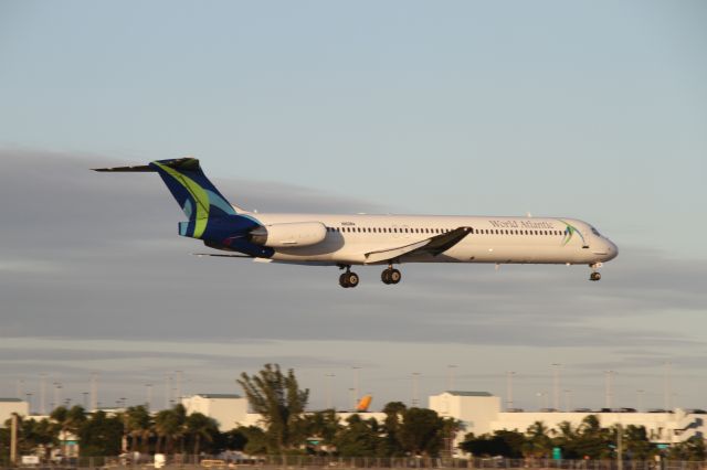 Boeing 727-200 (N802MA)