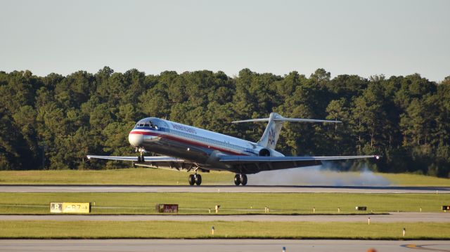 McDonnell Douglas MD-83 (N9405T) - A rare chance for local photogs at RDU - shooting from the DOT hangar! Present for a Collings Foundation fly-in, I managed to capture Flagship Tulsa! Always great to see her.  10/19/17.