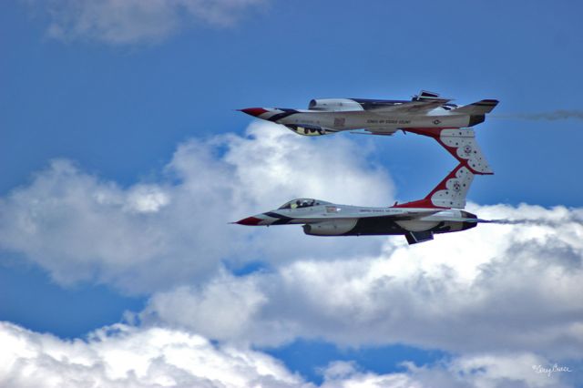 Lockheed F-16 Fighting Falcon — - Thunderbirds at Cannon Air Force Base Air Show - June 2016