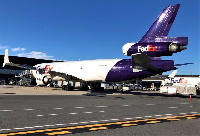 Boeing MD-11 (N598FE) - DC10 and MD11's are EPIC machines.  Classic 3 holers !