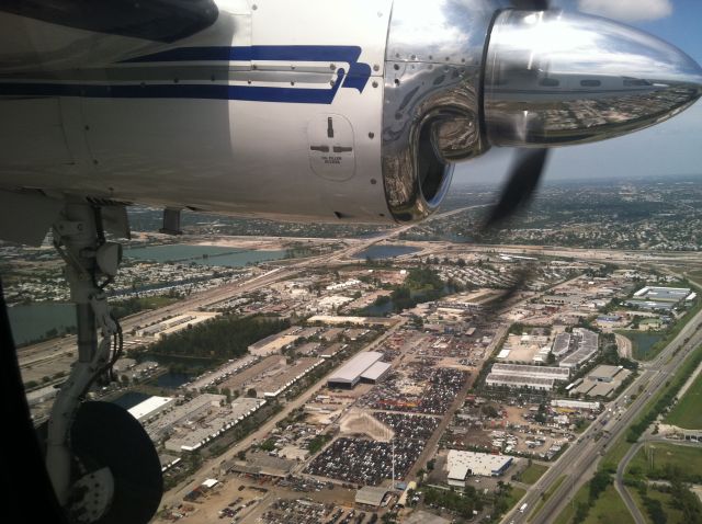 Gulfstream Aerospace Jetprop Commander (N690TP) - Ft. Lauderdale