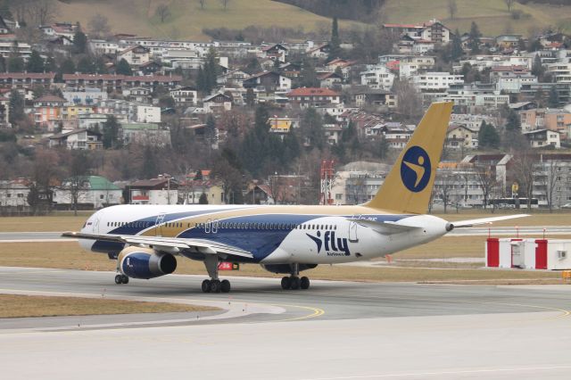 Boeing 757-200 (EI-DUC)