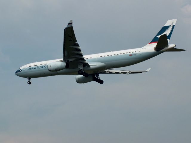 Airbus A330-300 (B-LAF)