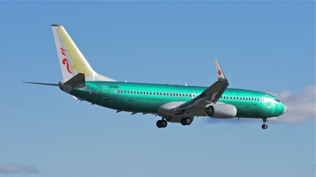 Boeing 737-800 (N1786B) - BOE911 on final to Rwy 16R during its maiden flight on 2/3/14. (LN:4790 cn 41094).  Permanent registration will be B-1945.