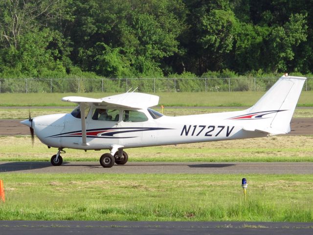 Cessna Skylane (N1727V)