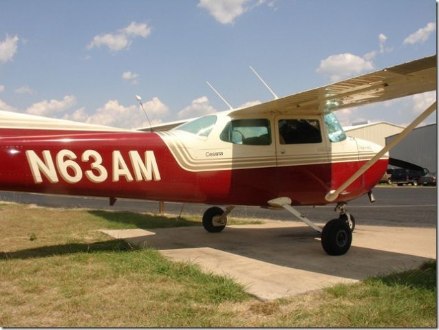 Cessna Skyhawk (N63AM)