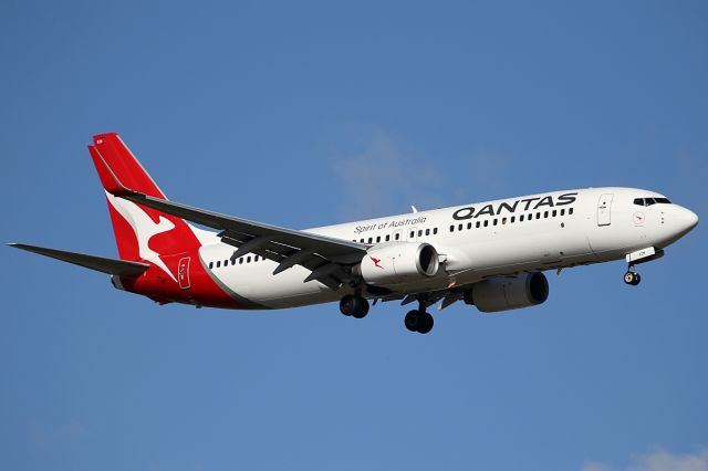 Boeing 737-800 (VH-VZM) - on 18 November 2018