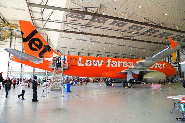 Airbus A320 (VH-VGF) - Happy 10th Birthday Jetstar