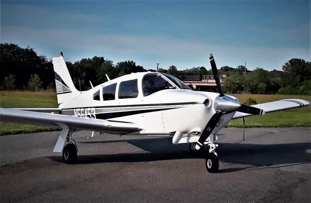 Piper Cherokee Arrow (N56453)