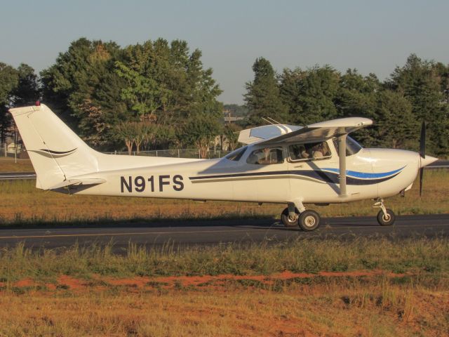 Cessna Skyhawk (N91FS)